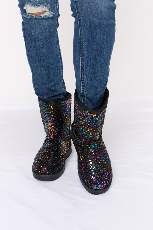 Shimmer and Shine Sequin Thermal Boots