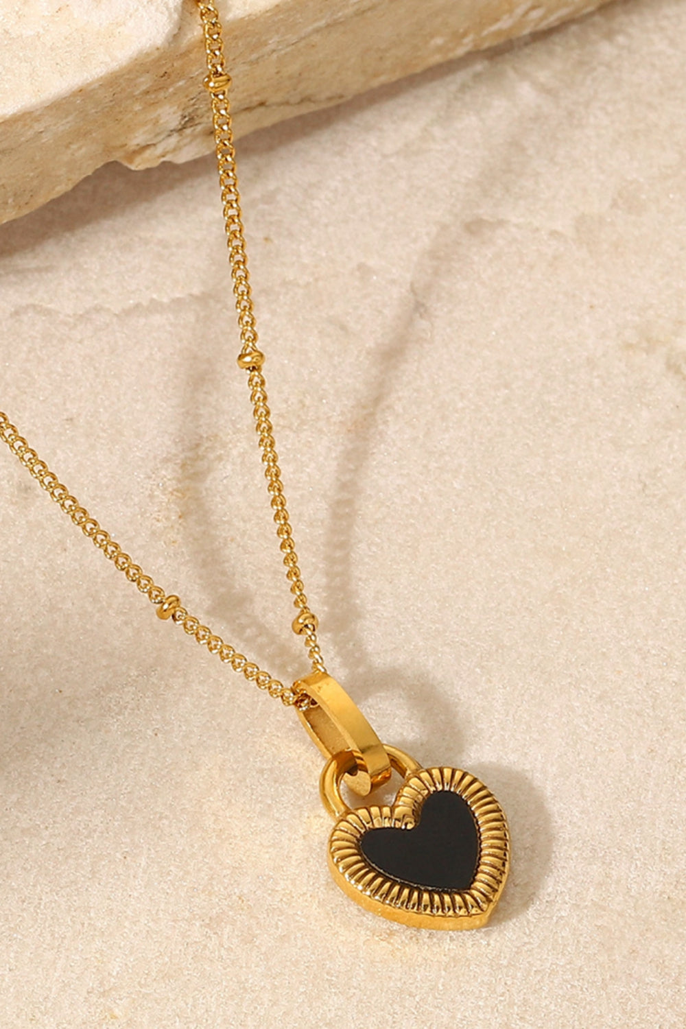 Contrast Heart Pendant Necklace - Cheeky Chic Boutique