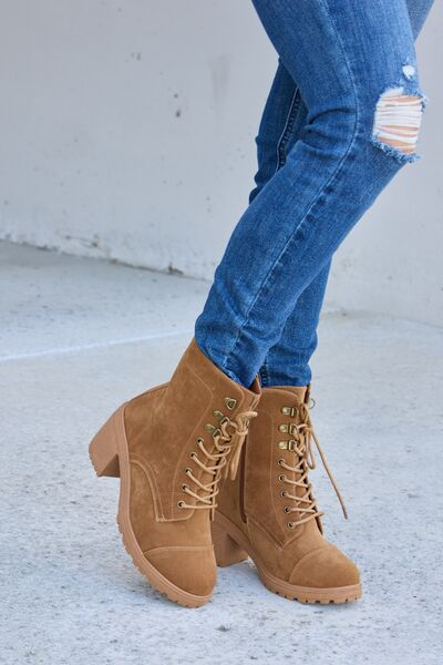 Walk of the Town Boots - Cheeky Chic Boutique