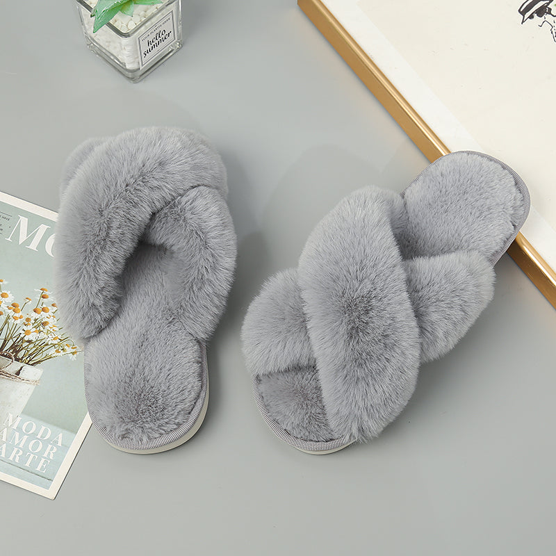 Movie Night Faux Fur Slippers Sand / L