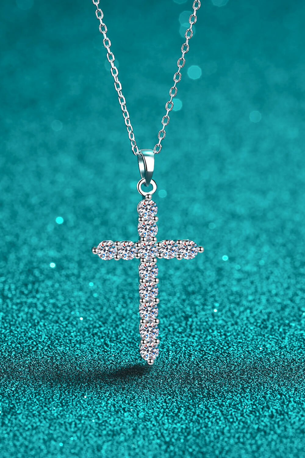 925 Sterling Silver Cross Moissanite Necklace - Cheeky Chic Boutique