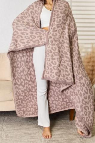 Cuddley Leopard Decorative Throw Blanket - Cheeky Chic Boutique